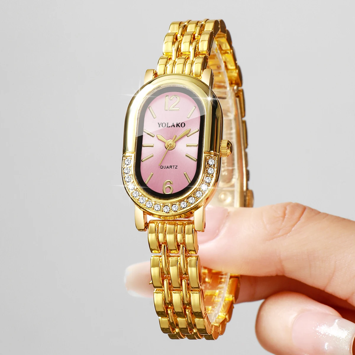 Luxuriöse Strass-Damen-Quarzuh – Luxury Watch Gift Box Bewertung und Preis